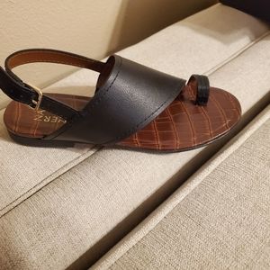 Black Naturalizer Sandals-new in box